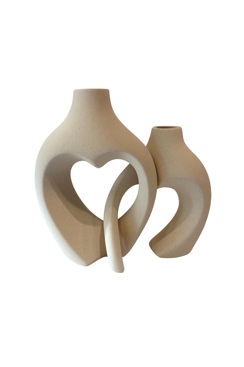 Abstract Porcelain Vase – Heart-Inspired Modern Design