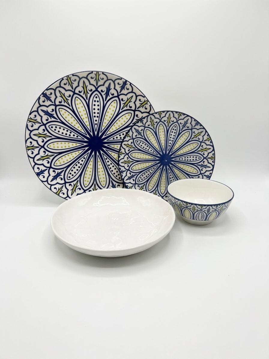 24-Piece Patterned Dinnerware Set