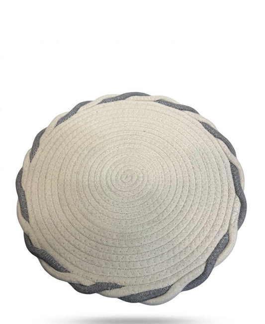Scalloped Edge Round Placemat - Set of 6 - 30cm