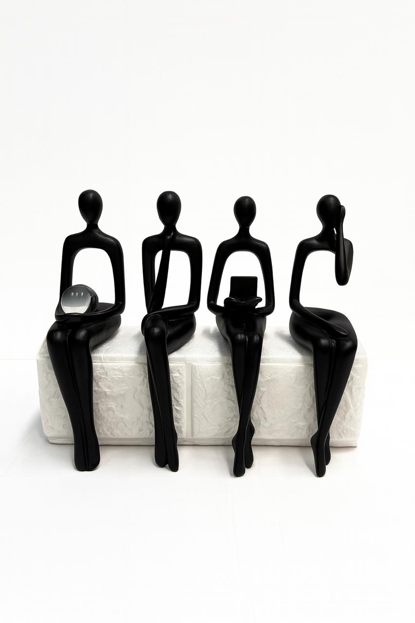 Elegant Sitting Figures Set