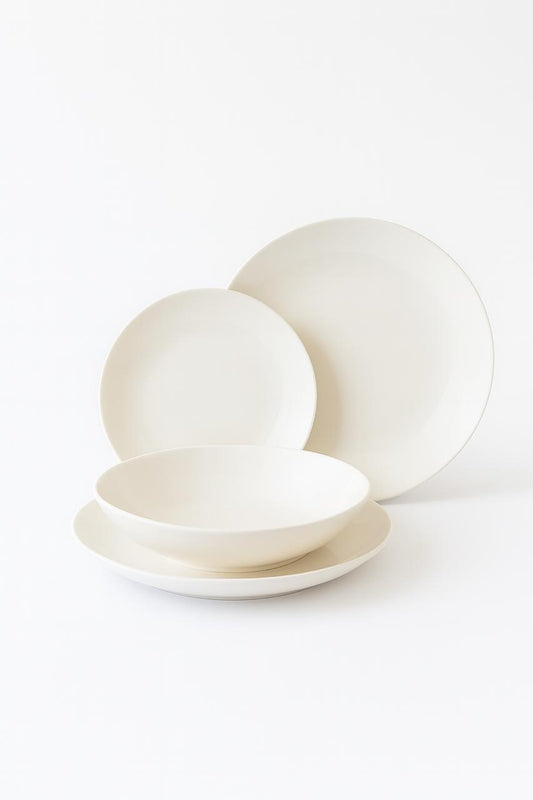 Classic White Porcelain Dinnerware Set – Timeless Simplicity