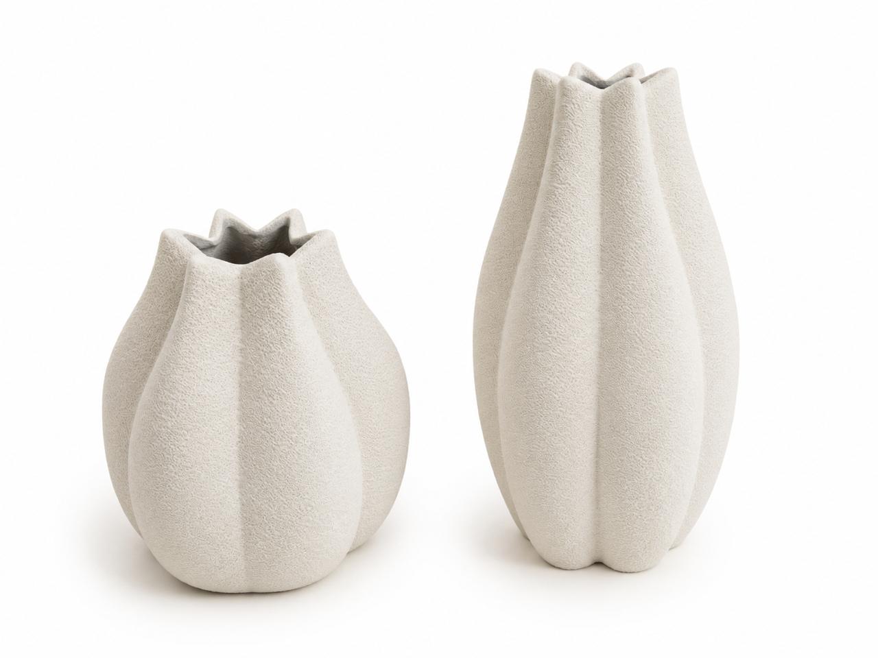 Sculpted Decorative Vase Set